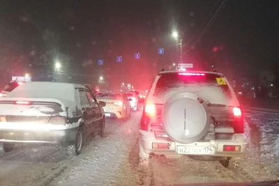 Челябинск парализовало 10-балльными пробками