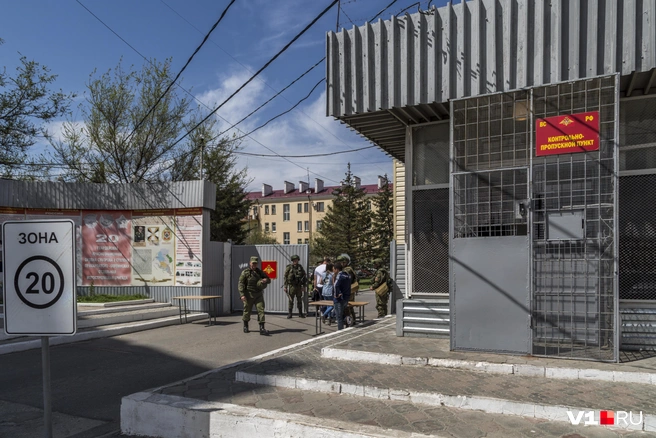 Памятник разведчикам будет открыт в военном городке | Источник: Константин Завриков / V1.RU