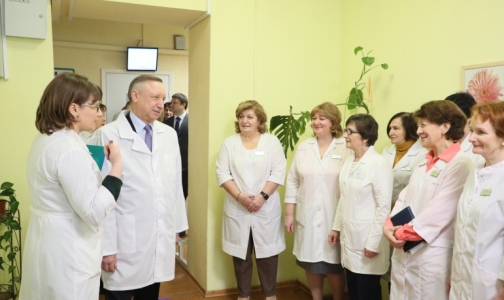 Фото №1 - Беглов: Больнице №25 - новый корпус, поликлиникам – новых ревматологов