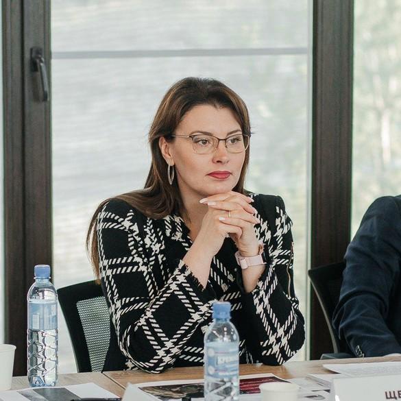 <p>Инна Щеглова</p>