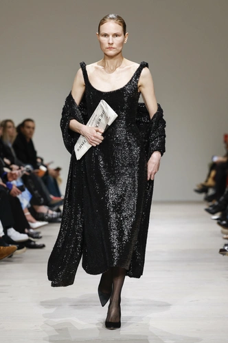 Emilia Wickstead aw25/26 | Источник: Ik Aldama