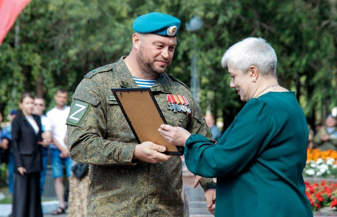Военнослужащих наградили почетными грамотами | Источник: Слепов Максим / T.me
