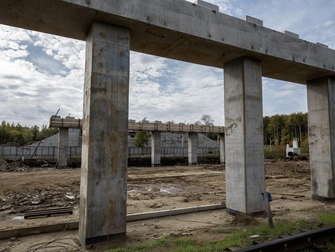 Можно оценить ширину будущего моста | Источник: Александр Куренной / 76.RU