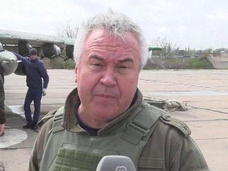 Корреспондент НТВ Алексей Ивлиев, попавший под обстрел в Горловке: «Одной руки нет, но жив. Прорвемся!»