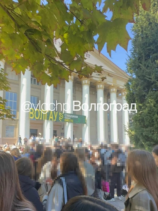 В Волгограде эвакуировали Аграрный университет | Источник: Волгоград / Telegram