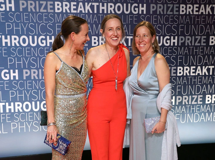 Анна, Джанет и Сьюзен Войжитски на 7-ой ежегодной церемонии вручения премии в NASA, 4 ноября 2018 год