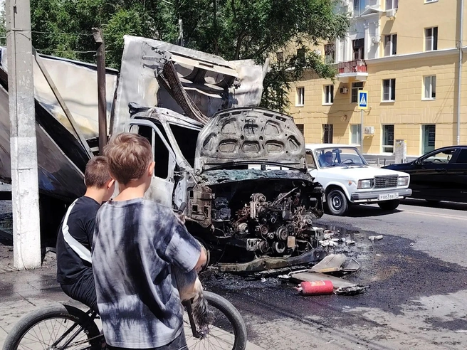 Пожар произошел днем 24 июня | Источник: читатель V1.RU