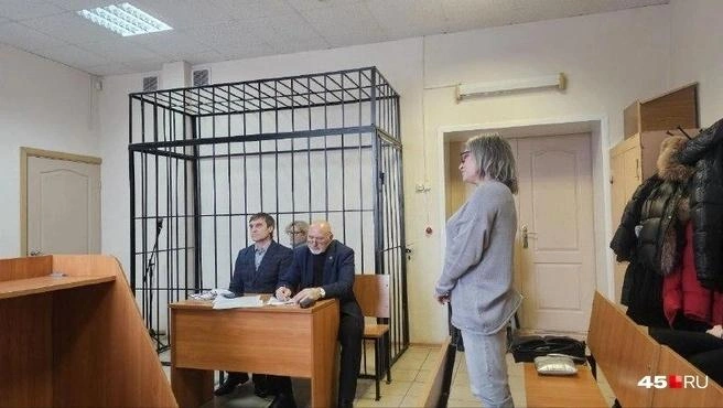 Марина Камшилова находится под домашним арестом, а Елена — в СИЗО | Источник: Дарья Никитченко / 45.RU