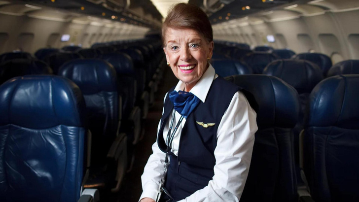 Умерла старейшая в мире стюардесса: ей было 88 лет