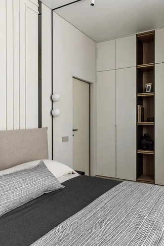 Корпусная и мягкая мебель, Apartment. Декор, Студия Винтажных предметов. | Источник: Михаил Чекалов; стиль: Екатерина Клее