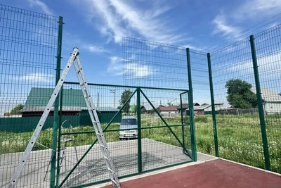 Подросток погиб под футбольными воротами в Тальменке