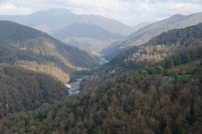 Пропасть без руки выглядит даже лучше. И бесплатно | Источник: Оксана Витязь / SOCHI1.RU