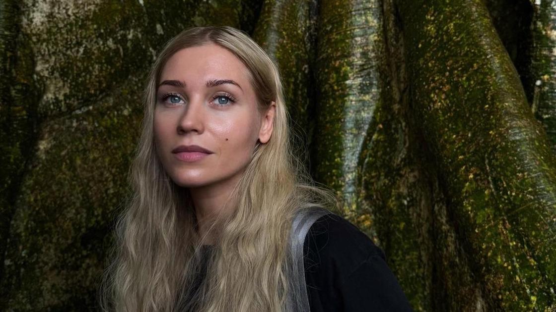 Асмус продолжает скрывать бойфренда&nbsp;&mdash; но уже все известно: он в разводе, двое детей