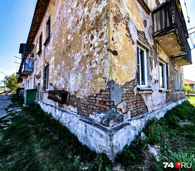 На въезде в село Учалы есть район, типичный для большинства рабочих поселков Урала. Поначалу казалось, что и город Учалы такой же | Источник: Артем Краснов