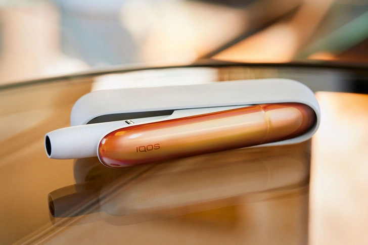 Новая лимитированная коллекция IQOS 3 DUOS: на волне летнего настроения