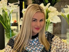 Семенович: «Мой избранник не олигарх, но это не главное. Не знаю, о каких кредитах говорила его бывшая жена»