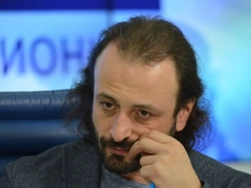 Илья Авербух заплакал, говоря о Татьяне Тарасовой в «Ледниковом периоде»: «Наша сила очень ей нужна»