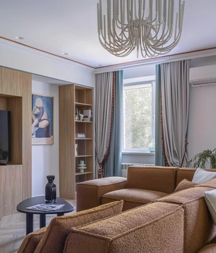 Цвет, свет и классические детали: квартира 185 м² в Казахстане
