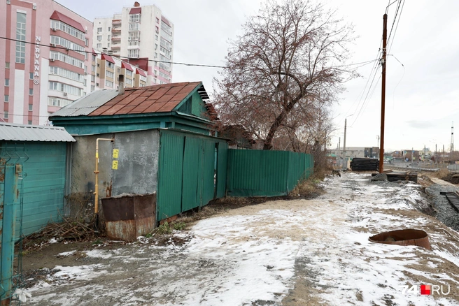 Когда-то это было относительно благообразной улицей | Источник: Михаил Шилкин