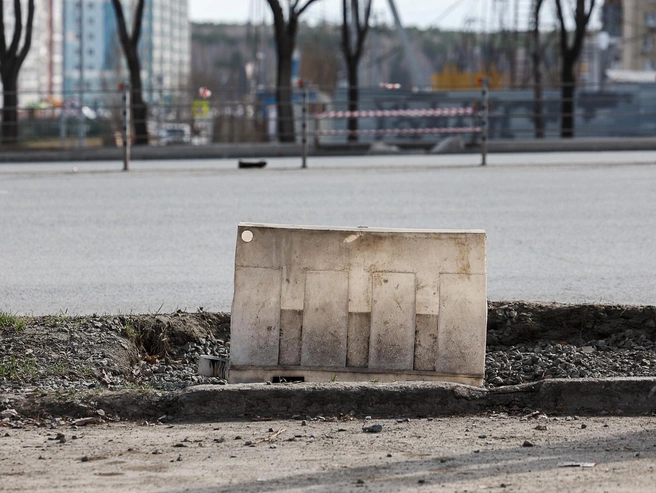 Демонтаж бордюров уже начался. | Источник: Наталья Лапцевич