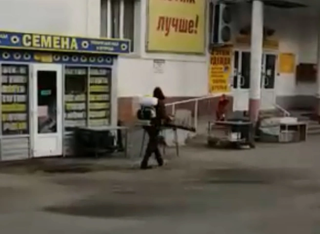 Видео: в Рязани дезинфицируют Первомайский рынок | ya62.ru
