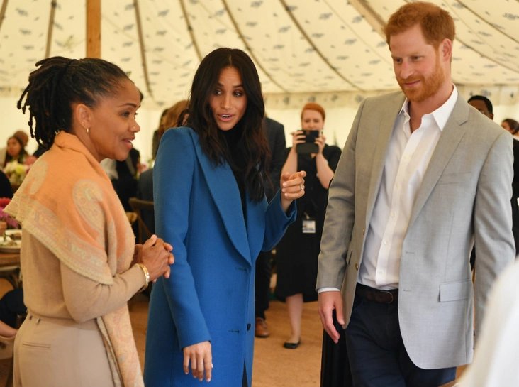 Дория, Меган и Гарри на презентации книги в Лондоне, 29 сентября 2018