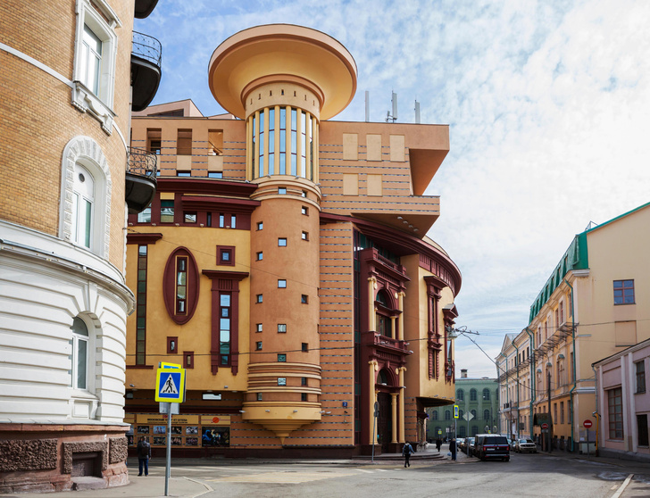  5 построек Лужкова, которые уродуют внешний вид Москвы