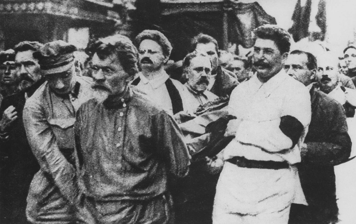 Тест ясный, только жители СССР не пройдут: кого из высших руководителей страны убила советская власть, а кто умер своей смертью?