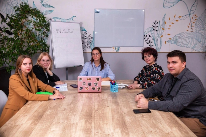 В центре работают педагоги, которые сами сдали экзамен по своему предмету на 90+ баллов | Источник: Центр знаний «ИнтеллекториУМ»