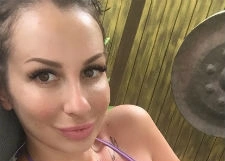 Анна Грачевская рада оказаться в «силиконовом аду»