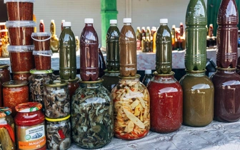 «Можете себе представить, что салат с овощами мешают рукой?» Турист рассказал, чем его поразила Абхазия