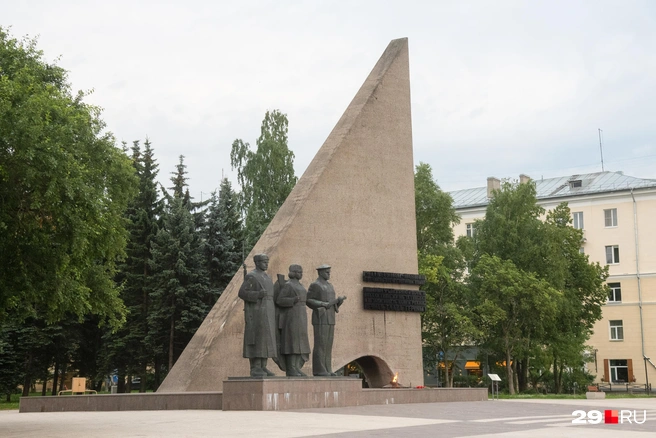 До 1969 года здесь находилось здание Северолеса | Источник: Иван Митюшёв / 29.RU