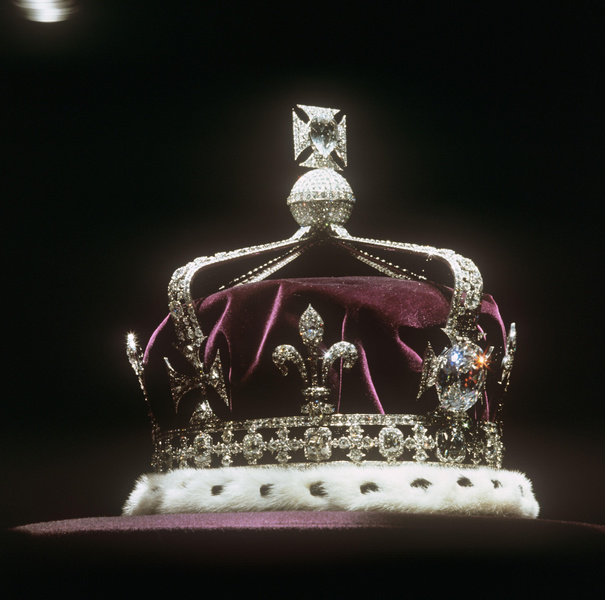 Проклятый алмаз: страшная судьба британской короны