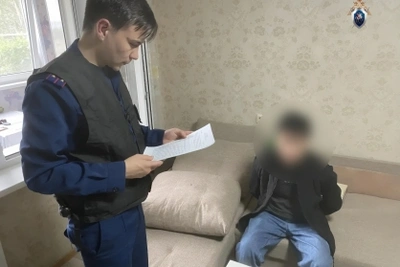 Сарпинца обвиняют в финансировании террористической деятельности