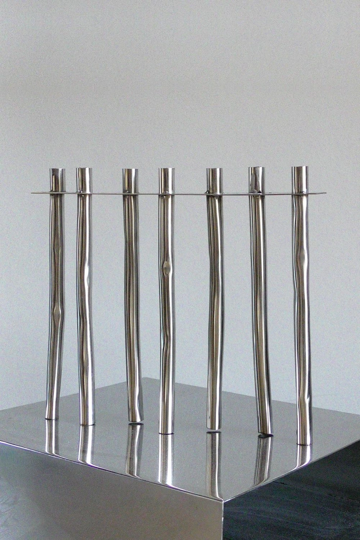 Подсвечник Shuǐ. Irony Elements | Источник: Irony Elements