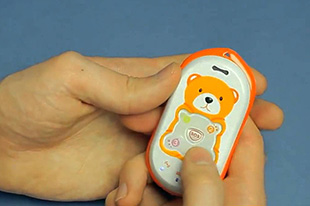 Малыш на связи: мобильный телефон для ребенка