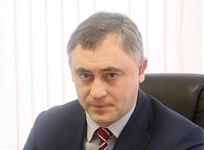 Силовики считают, что бывший замминистра был связным в передаче взяток | Источник: midural.ru