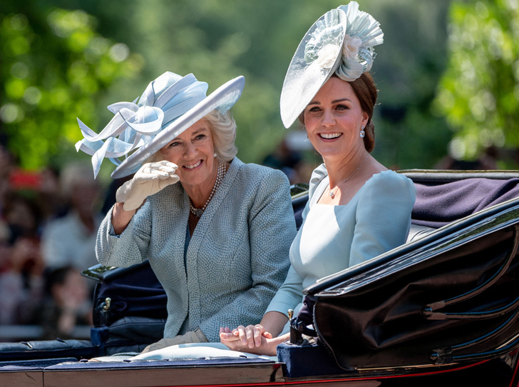 Trooping the Colour 2018: Меган Маркл, Кейт Миддлтон и другие члены королевской семье на ежегодном параде