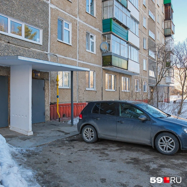 Подъезд, в котором жила убитая пенсионерка | Источник: Тимофей Калмаков / 59.RU