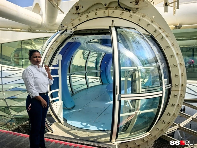 Вот так выглядят кабинки самого большого в мире колеса обозрения | Источник: Анастасия Шевякова / 86.RU