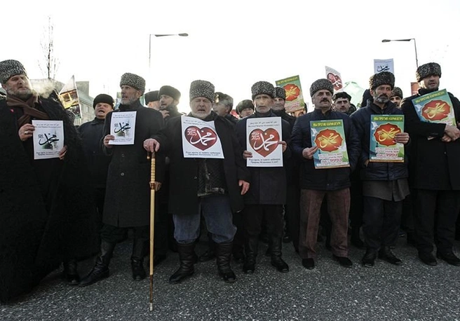 В Грозном устроили акцию против карикатур на Мухаммеда | ya62.ru