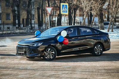 Три ветерана СВО в Бурятии получили автомобили с ручным управлением