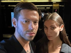 Федор Смолов и Карина Истомина стали родителями — у них дочь