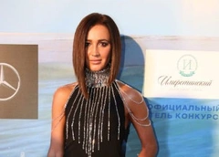 Ольга Бузова нашла утешение в объятиях Филиппа Киркорова