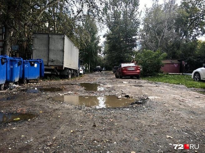 С дорогами здесь действительно беда  | Источник: Павел Красоткин / 72.RU 
