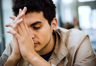 «Девушка друга нас рассорила»