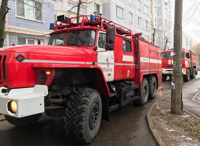 В подвале дома на улице Есенина произошел пожар | ya62.ru
