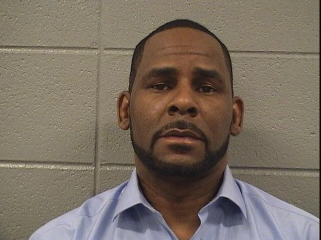 По данным СМИ, R. Kelly начал растлевать Landfair после того, как вошел в круг общения ее семьи. | Источник: MEGA