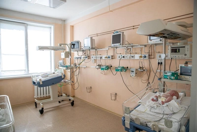 Governor blames intoxicated mothers for infant deaths in Novokuznetsk