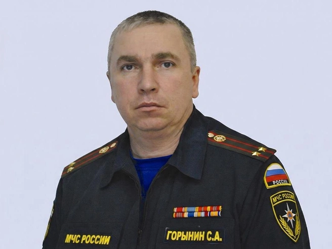 52-летний подполковник Сергей Горынин — бывший заместитель начальника 978-го Учебного спасательного центра МЧС в Озерске (по тыловому обеспечению). | Источник: 74.mchs.gov.ru